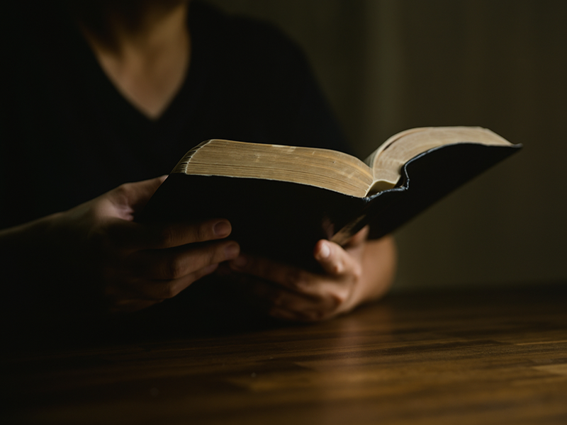 Spiritual Growth Books Every Christian Should Read for Navigating Difficult Seasons